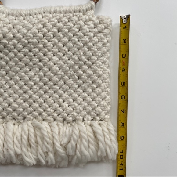 VTG Cream Knit Macrame Purse Bamboo Handles - Picture 7 of 7